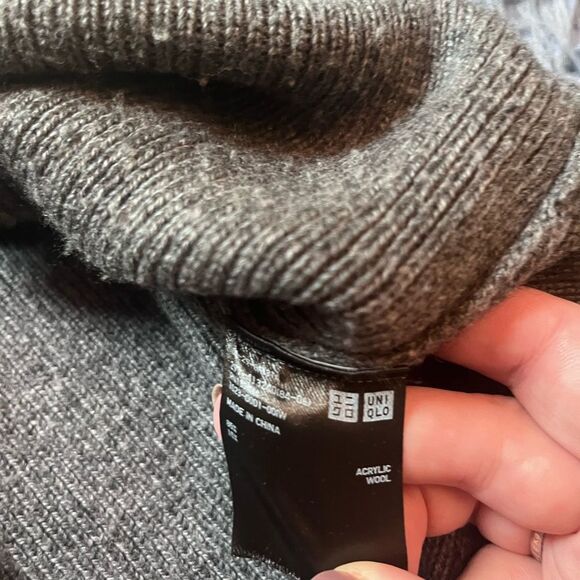 Uniqlo Gray Wool Long Sweater Dress Size M - Picture 5 of 5